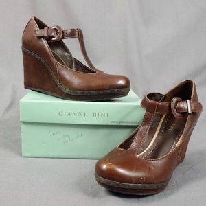 Gianni Bini Brown T-Strap Mary Jane Wedge Heels